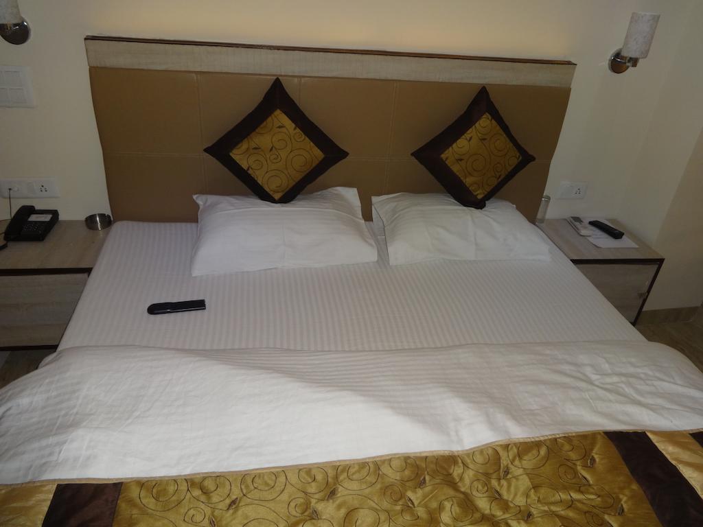 ניו דלהי Hotel Grace חדר תמונה
